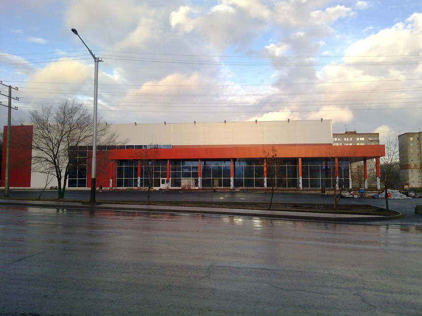 Торговый центр «Холидей Классик». г. Прокопьевск. Проектная организация: «АкадемСтрой»