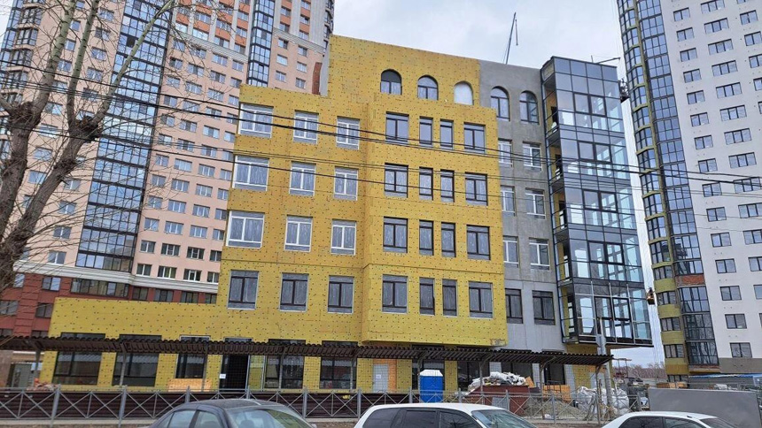 Здание общественного назначения с подземной автостоянкой по ул. Аникина в Новосибирске