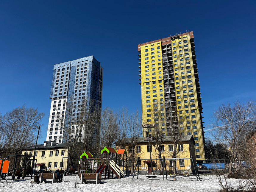 ЖК «Салют» по ул. Титова в Новосибирске